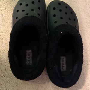 CROCS lined Black